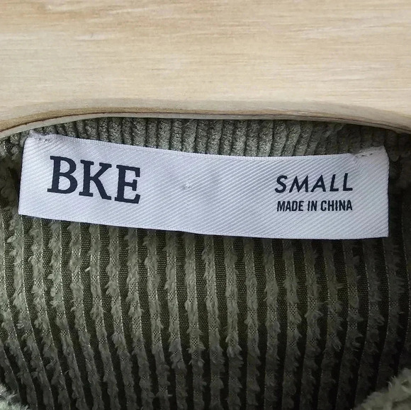BKE Corduroy Oversized Shacket‎ Green size Small - Picture 3 of 4